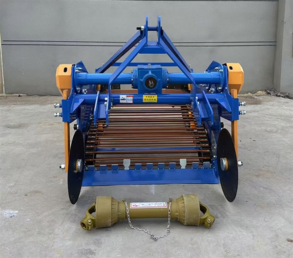 4UD-100馬鈴薯收獲機(jī)